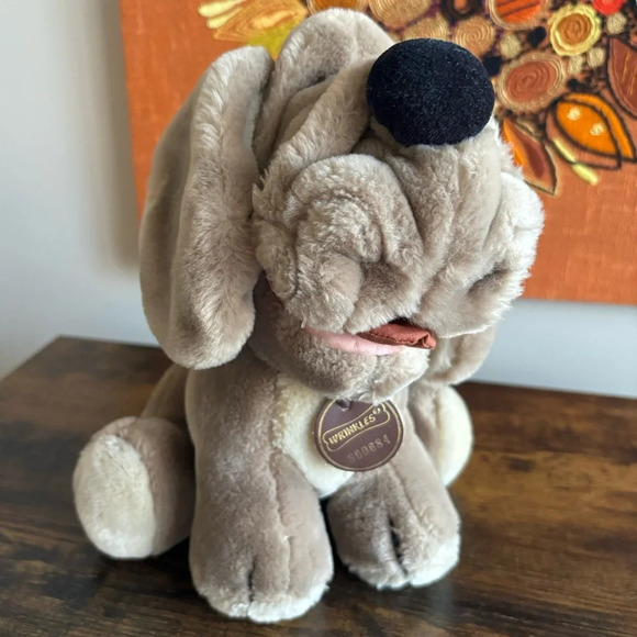 GANZ Other - Ganz| Vintage 1984  Wrinkles Tan Hound Dog Plush Toy 10”